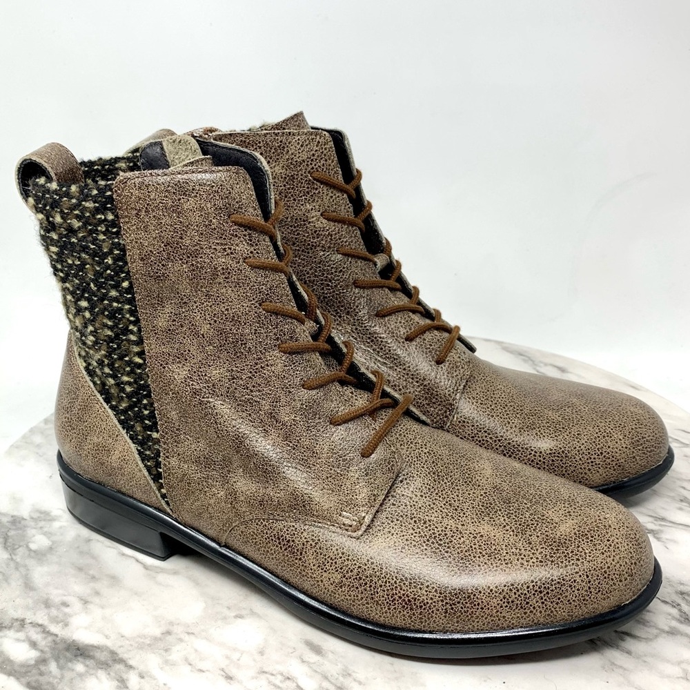 NWOT Naot Patchwork Tweed Two Tone Comfort Leather Lace Up Boots 6/37 Academia